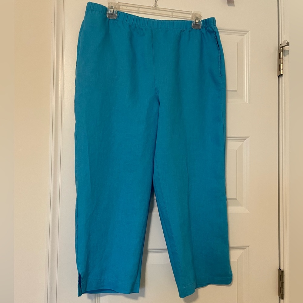 Choices Beautiful Blue 100% Linen Capri Pants Excellent Condition Size Large